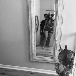 Meet your Posher, Katelyn